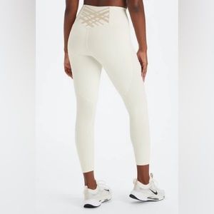 Boost PowerHold® High-Waisted 7/8 Legging